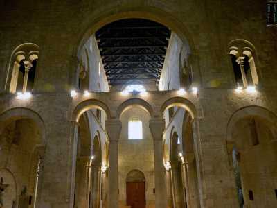Trecentesca � invece l�apertura sommitale...